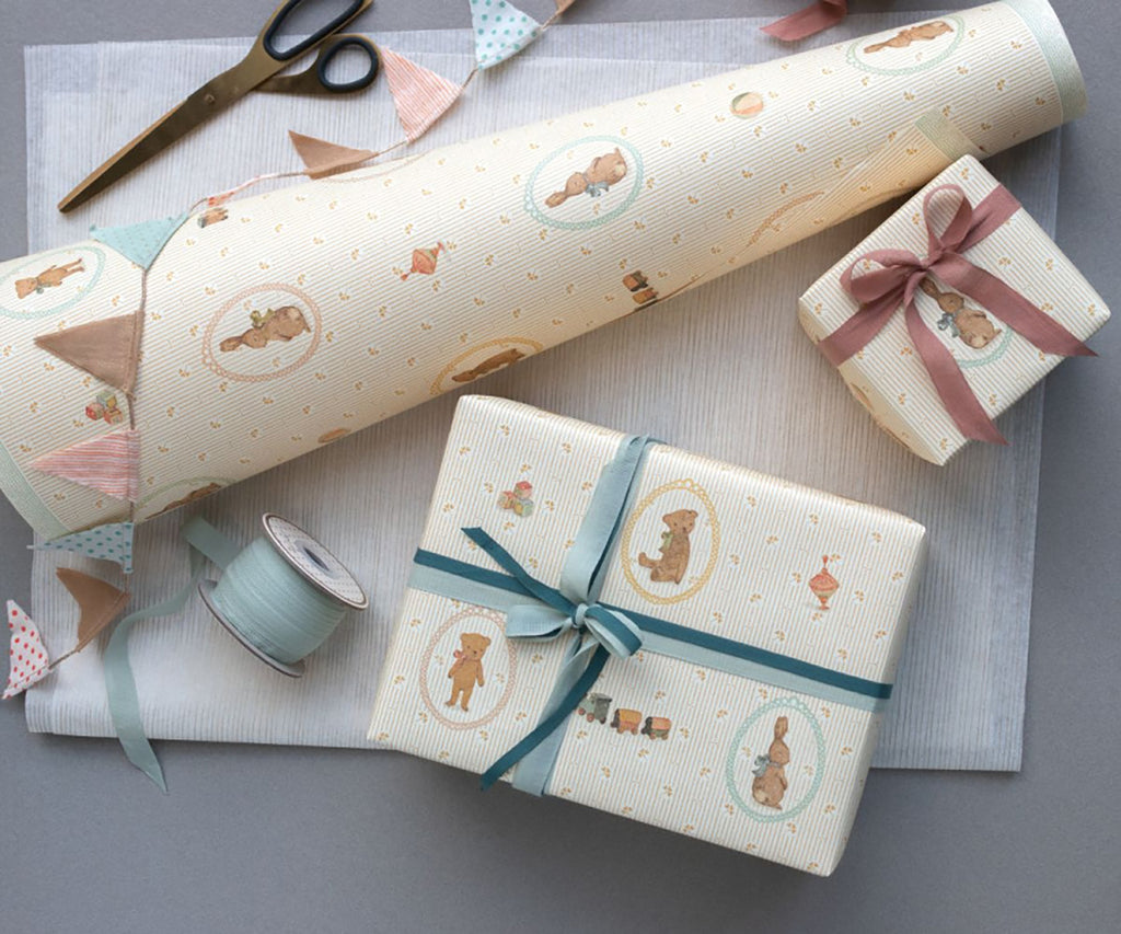 Maileg Gift Wrap Roll - Bunnies and Teddies.