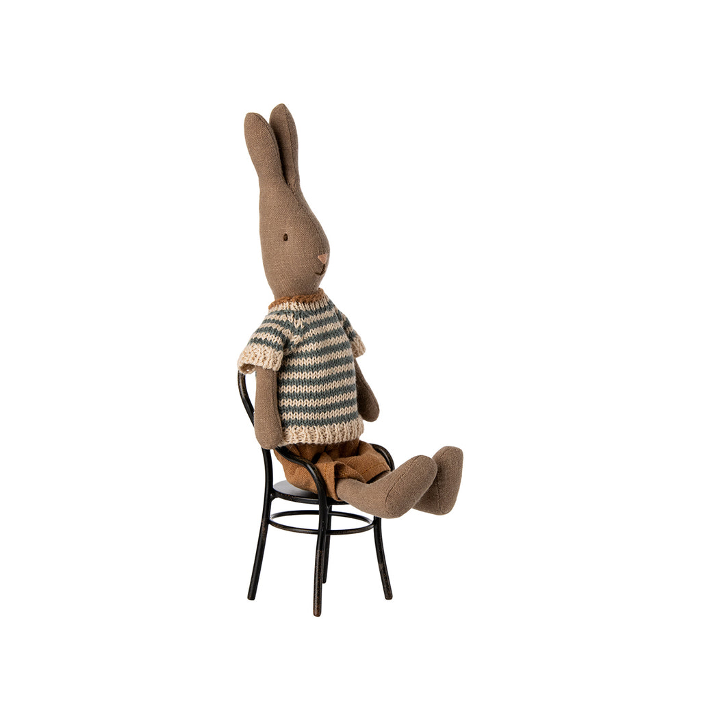 Maileg Rabbit Size 1, Brown - Knitted Shirt and Shorts.