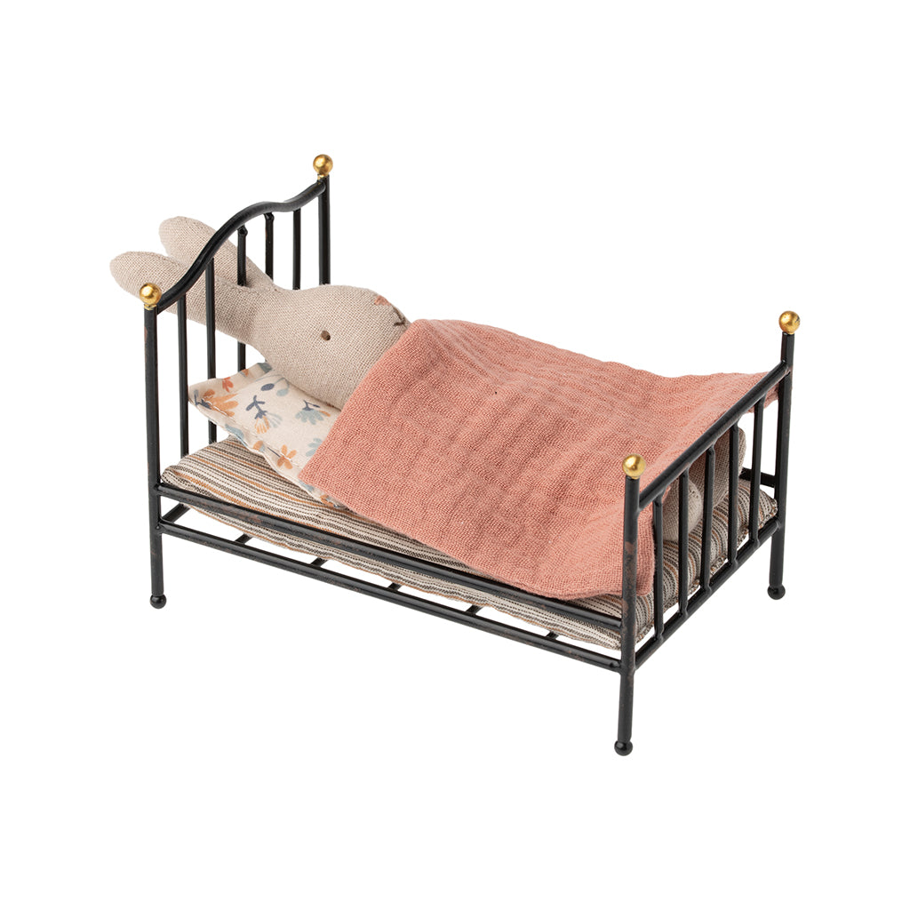 Maileg Vintage Bed Mouse - Anthracite.